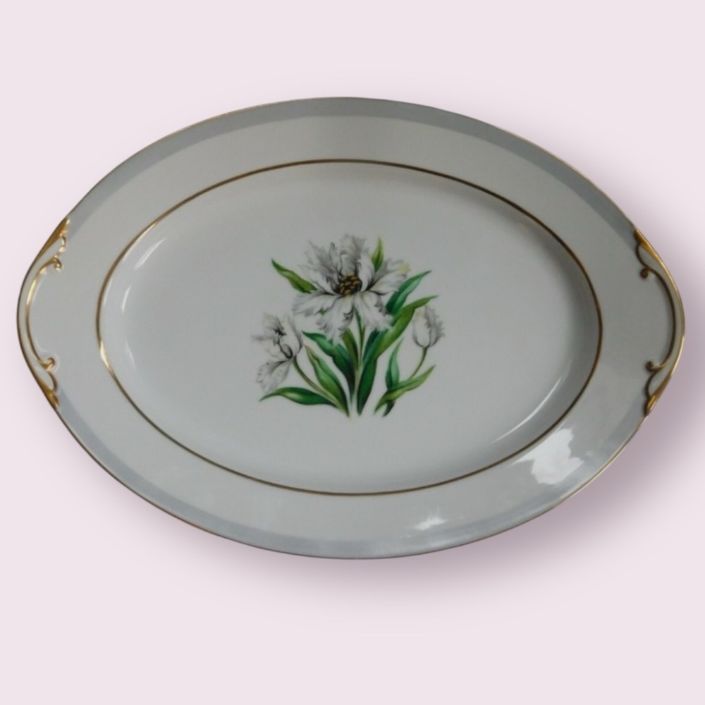 CITADEL CHINA ASHWORTH SERVING DISH 14 5:/8 x 10 3/8. WHITE WITH GOLD TRIM